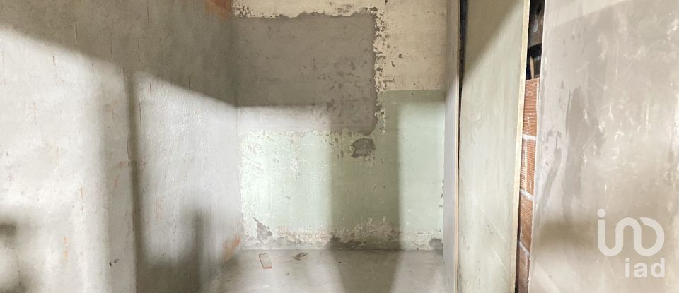 Pavillon T0 à Oliveira do Douro de 679 m²