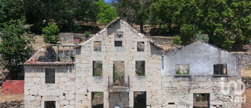 Terrain à bâtir à Santa Ovaia e Vila Pouca da Beira de 12 220 m²