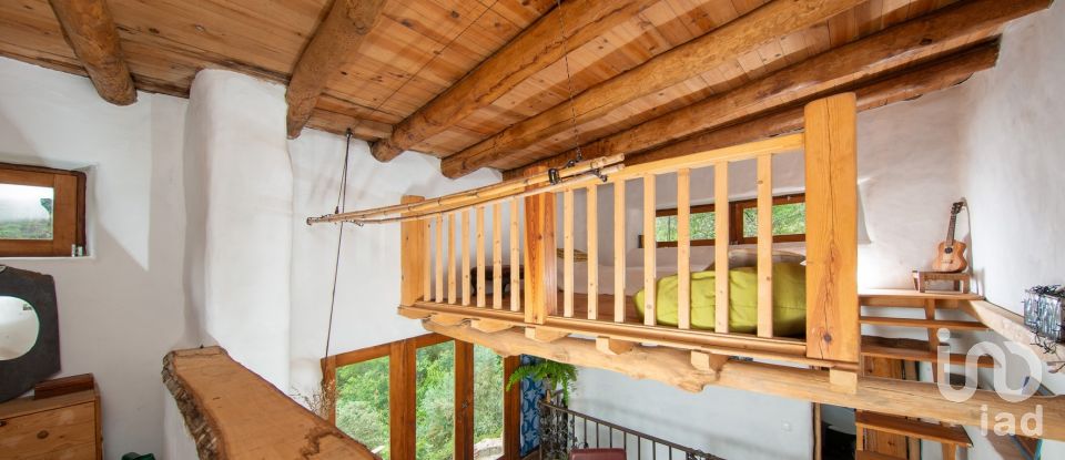 Moradia T4 em Cadafaz e Colmeal de 71 m²