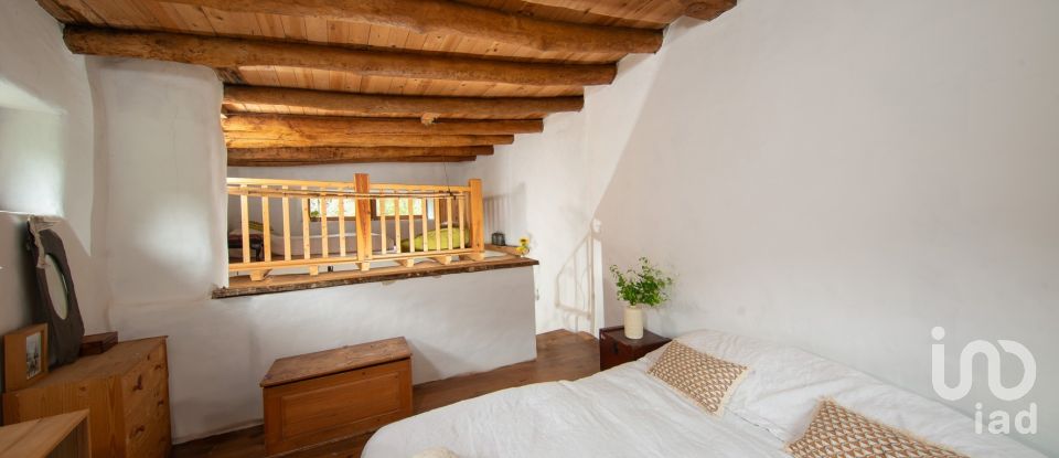 Moradia T4 em Cadafaz e Colmeal de 71 m²