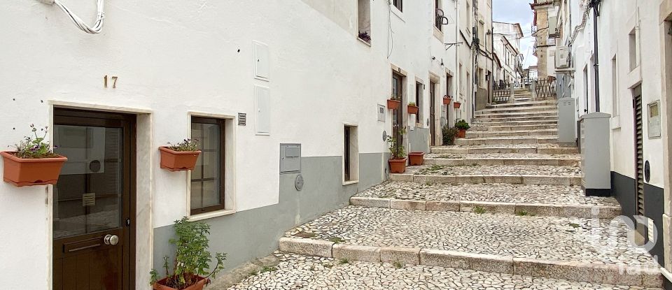 Appartement T2 à Estremoz (Santa Maria e Santo André) de 106 m²