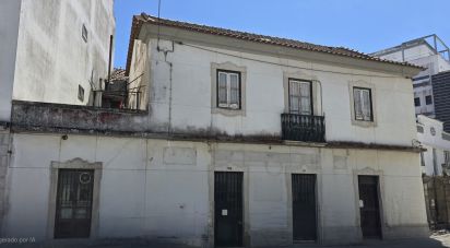 Traditional house T4 in Bombarral e Vale Covo of 342 m²