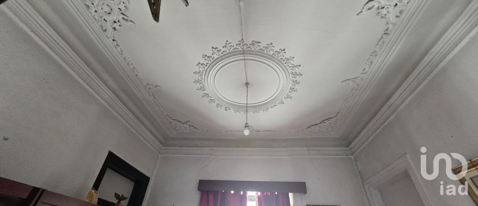 Maison traditionnelle T4 à Bombarral e Vale Covo de 342 m²