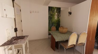 Apartment T4 in Faro (Sé e São Pedro) of 140 m²