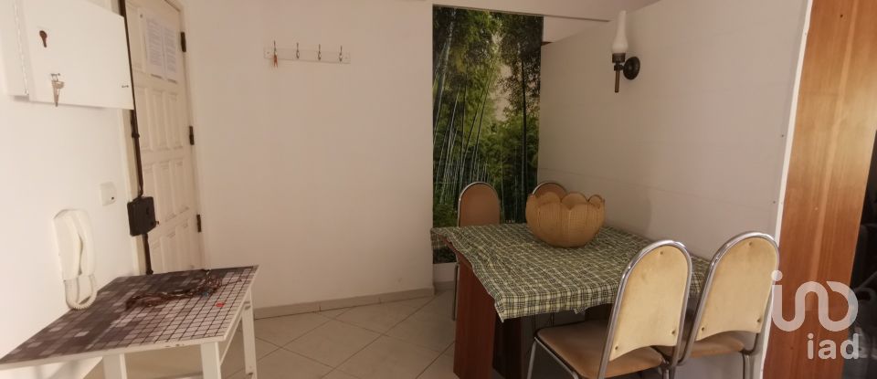 Apartment T4 in Faro (Sé e São Pedro) of 140 m²