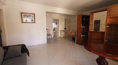 Apartment T4 in Faro (Sé e São Pedro) of 140 m²