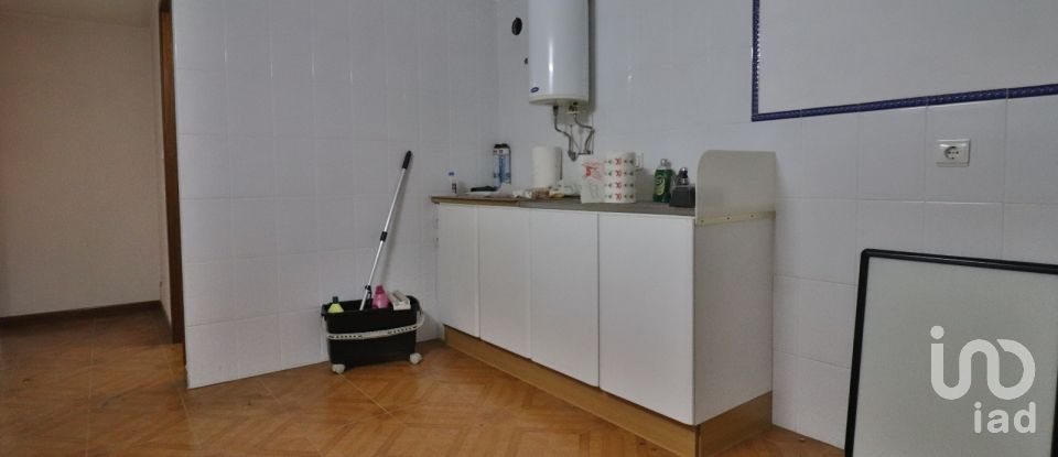 Shop / premises commercial in Ericeira of 140 m²