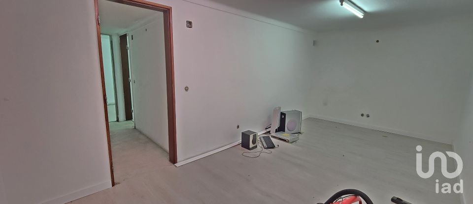 Shop / premises commercial in Ericeira of 140 m²