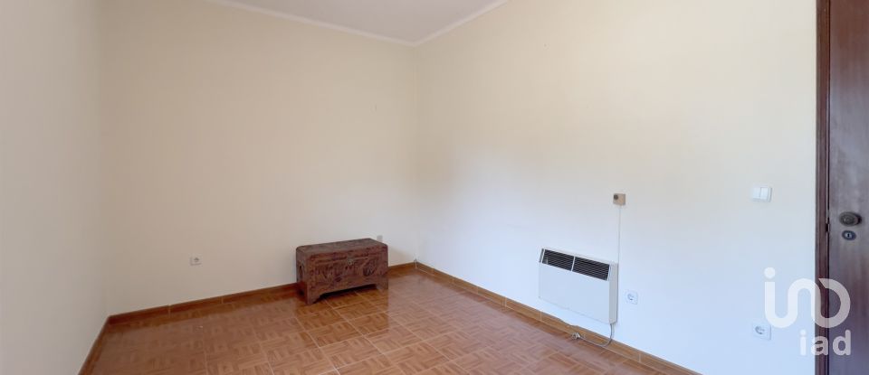Moradia T4 em Madalena e Beselga de 170 m²