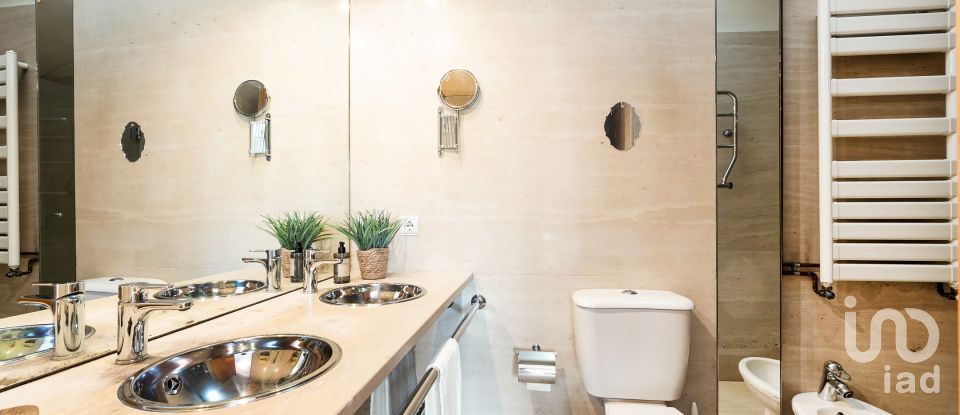 House T5 in Santo Tirso, Couto (Santa Cristina e São Miguel) e Burgães of 323 m²