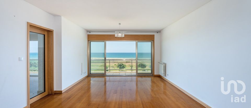 Apartment T4 in São Félix da Marinha of 285 m²