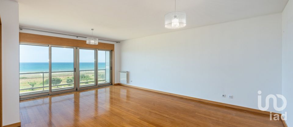 Apartment T4 in São Félix da Marinha of 285 m²