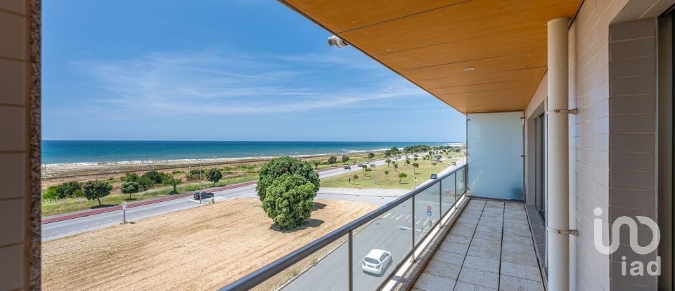 Apartment T4 in São Félix da Marinha of 285 m²
