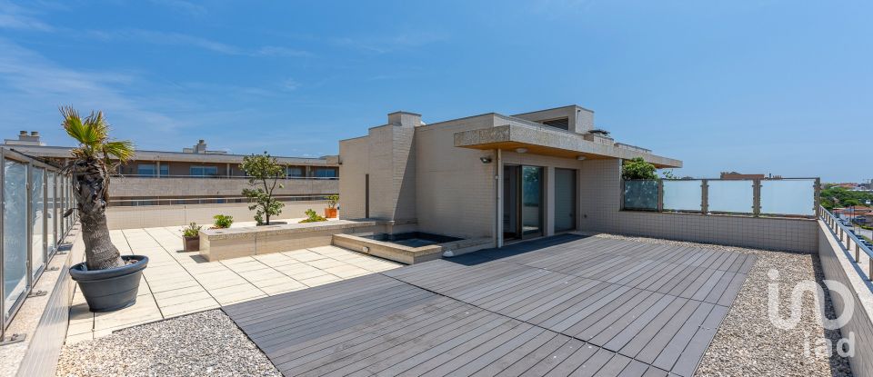 Apartment T4 in São Félix da Marinha of 285 m²