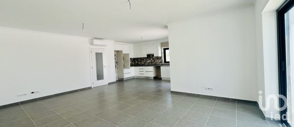 Maison T3 à Vila Nova de Cacela de 290 m²