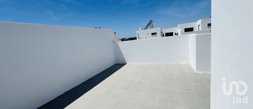 Maison T3 à Vila Nova de Cacela de 290 m²