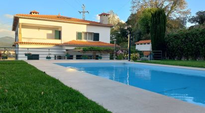 Maison T3 à Palmeira de Faro e Curvos de 350 m²