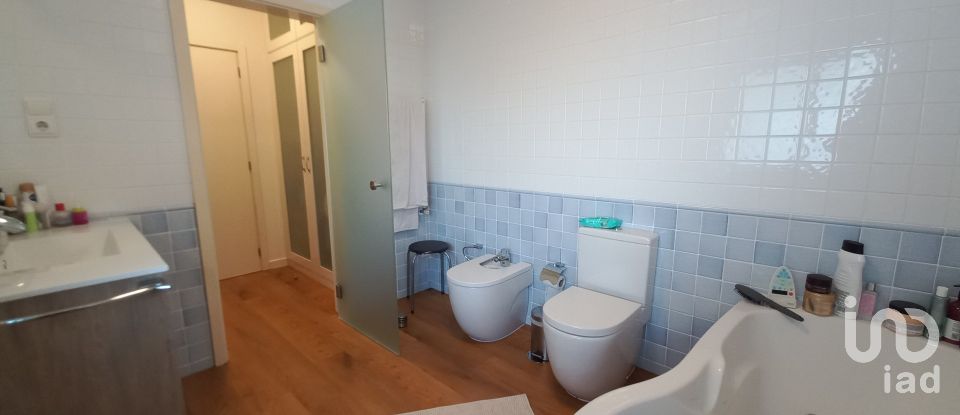 Moradia T3 em Palmeira de Faro e Curvos de 350 m²