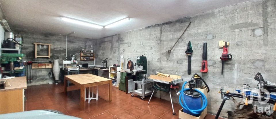 Moradia T3 em Palmeira de Faro e Curvos de 350 m²