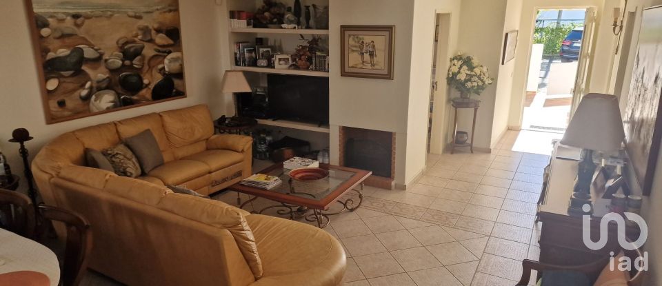 House T3 in Quarteira of 160 m²