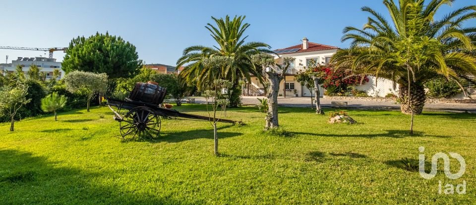 Maison T5 à São Martinho do Porto de 619 m²