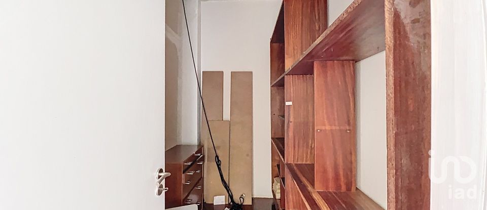 Shop / premises commercial in Lordelo Do Ouro E Massarelos of 140 m²