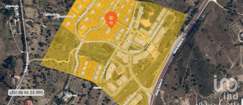 Terreno urbano em Azambuja de 294 m²