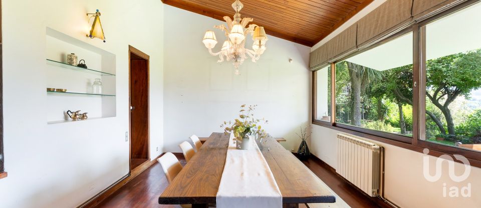 House T5 in Santo Tirso, Couto (Santa Cristina e São Miguel) e Burgães of 323 m²