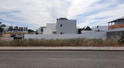 Terrain à Moncarapacho e Fuseta de 548 m²