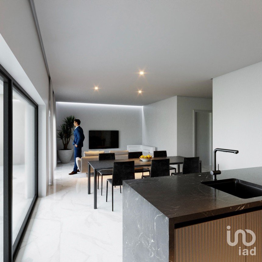 Appartement T2 à Estômbar e Parchal de 109 m²