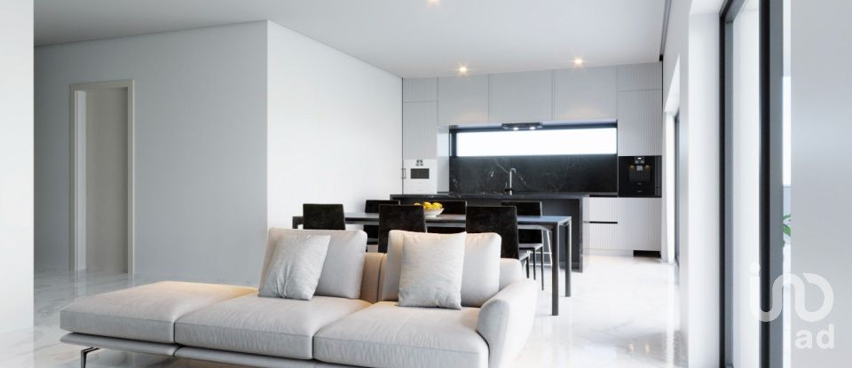 Appartement T2 à Estômbar e Parchal de 109 m²