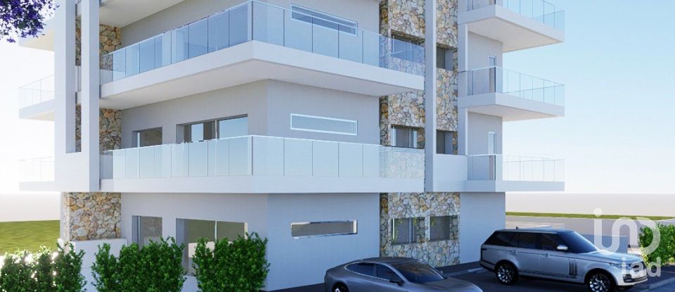 Appartement T2 à Estômbar e Parchal de 109 m²