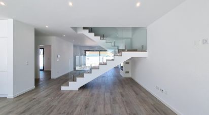 Maison T4 à Silveira de 211 m²