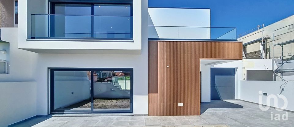 House T4 in Silveira of 211 m²