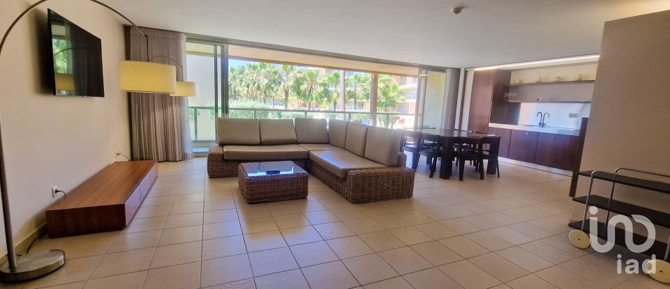 Apartment T2 in Guia of 118 m²