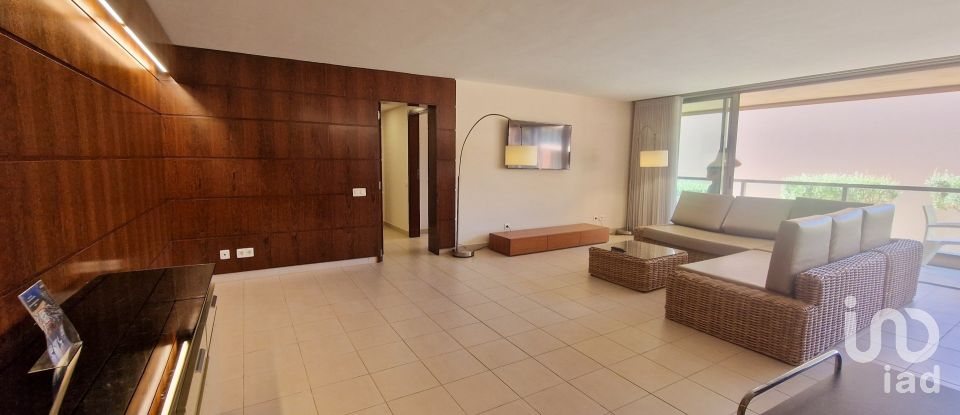 Apartment T2 in Guia of 118 m²