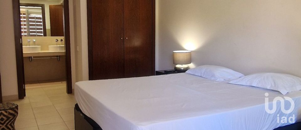 Apartment T2 in Guia of 118 m²