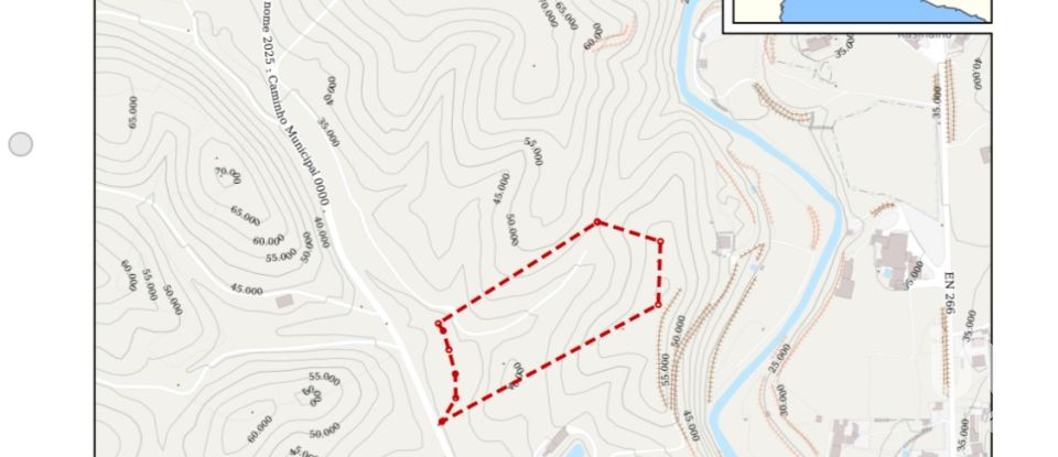 Terrain à Portimão de 12 250 m²