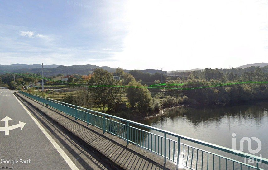 Terreno em Entre Ambos-Os-Rios, Ermida e Germil de 921 m²