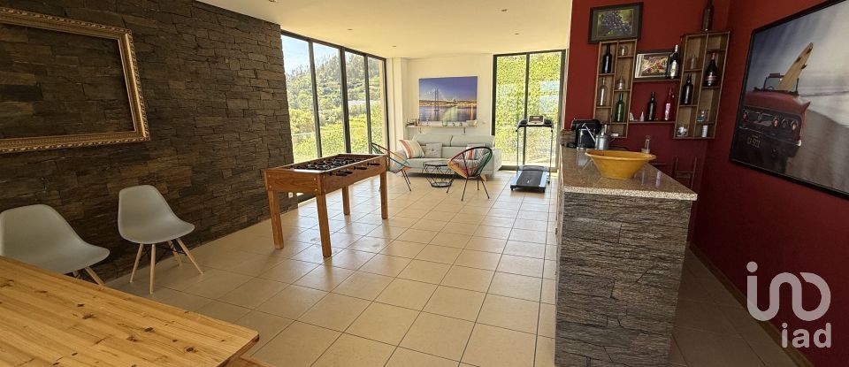 Casa de Campo T4 em Gestaçô de 465 m²