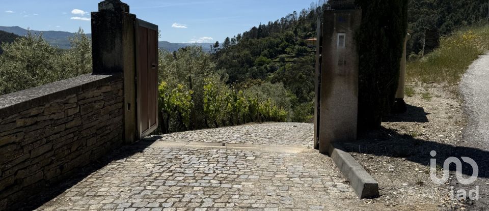 Casa de Campo T4 em Gestaçô de 465 m²