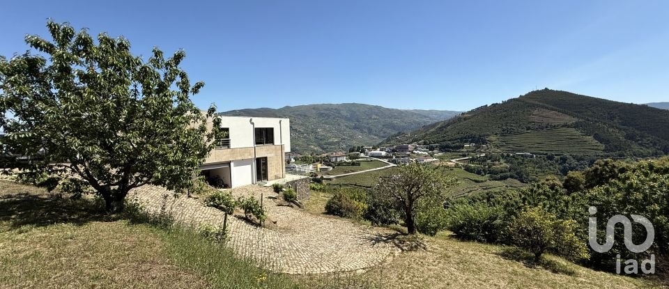 Casa de Campo T4 em Gestaçô de 465 m²