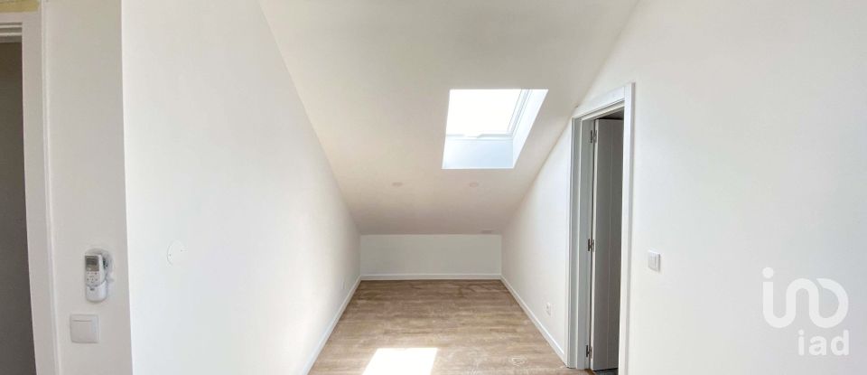 Moradia T3 em Encarnação de 132 m²