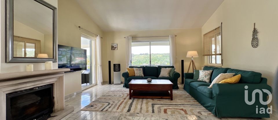 Moradia T4 em Ferreira de Aves de 360 m²