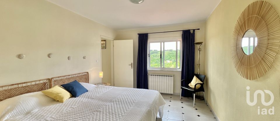 Moradia T4 em Ferreira de Aves de 360 m²