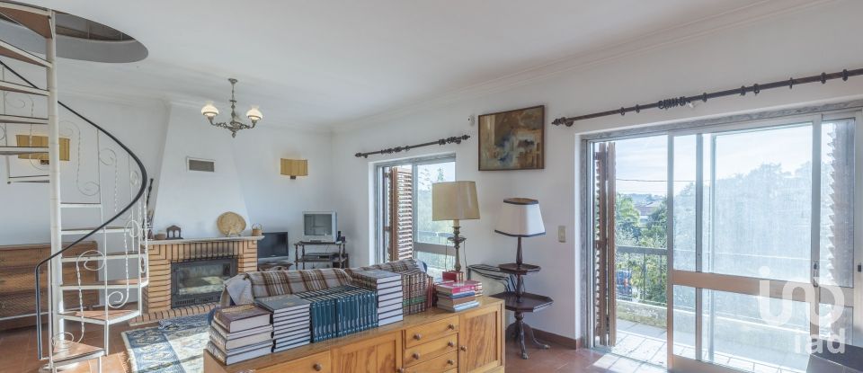 Moradia T6 em Sesimbra (Castelo) de 312 m²