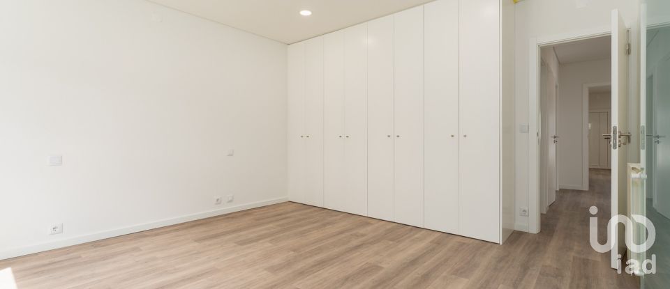 House T5 in Monte Real e Carvide of 396 m²