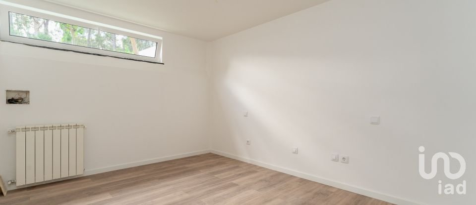 House T5 in Monte Real e Carvide of 396 m²