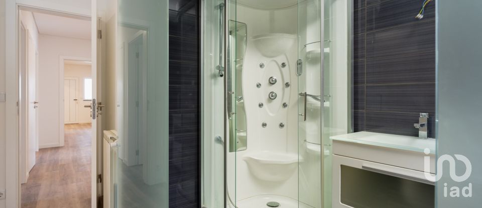 House T5 in Monte Real e Carvide of 396 m²