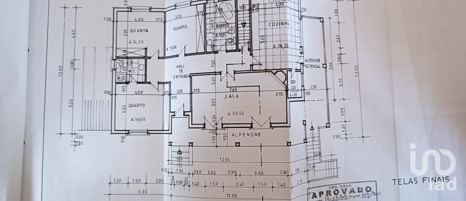 Moradia T6 em Almoster de 223 m²